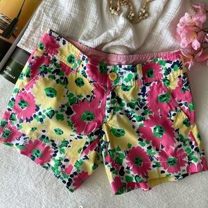 Lilly Pulitzer Floral Shorts size 00